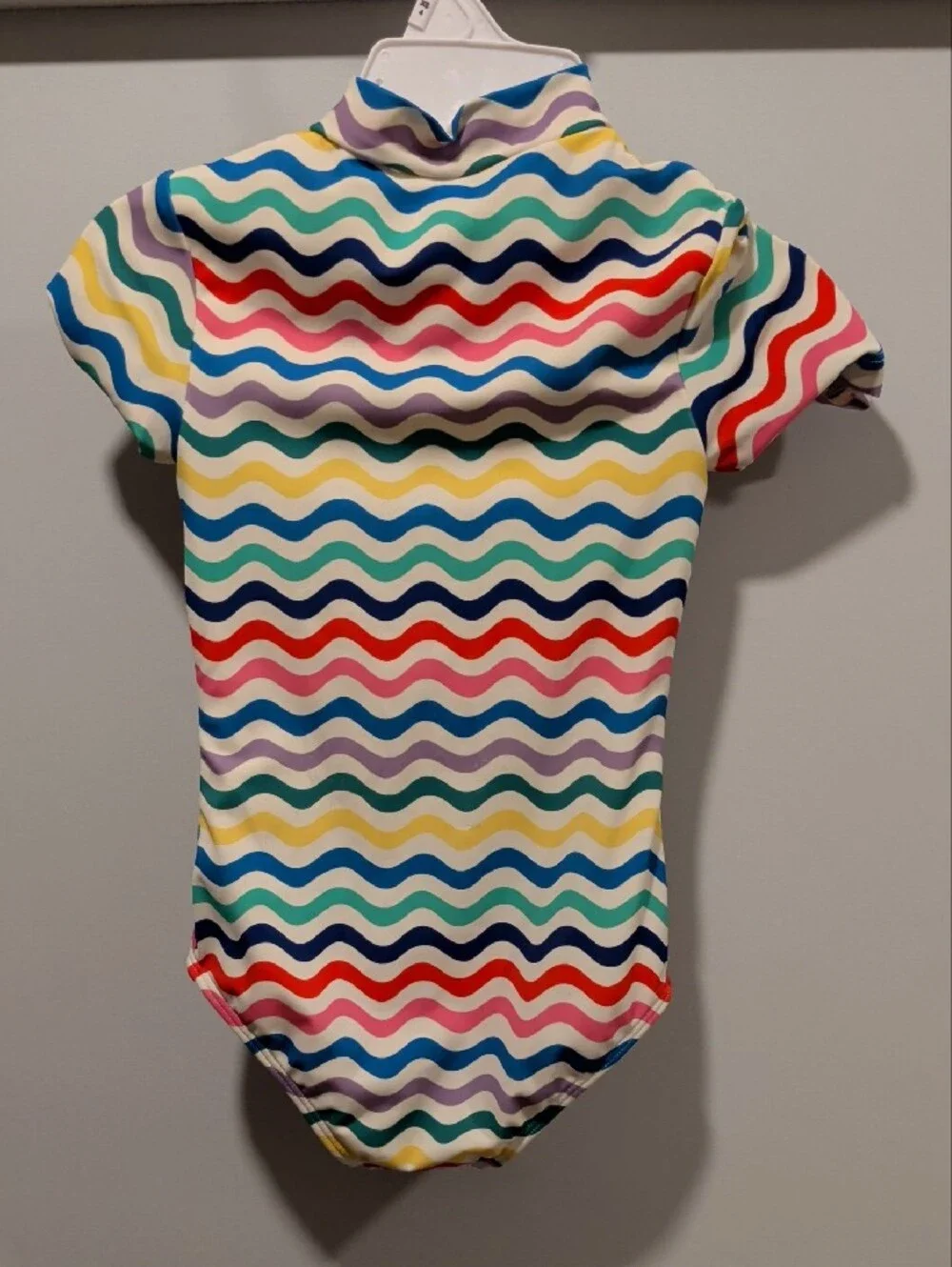 Mini Boden Multicolor Wavy Stripe Short-Sleeve Rashguard